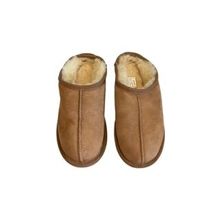 Chestnut Suede Shearling Scuff Slippers Size 7.5